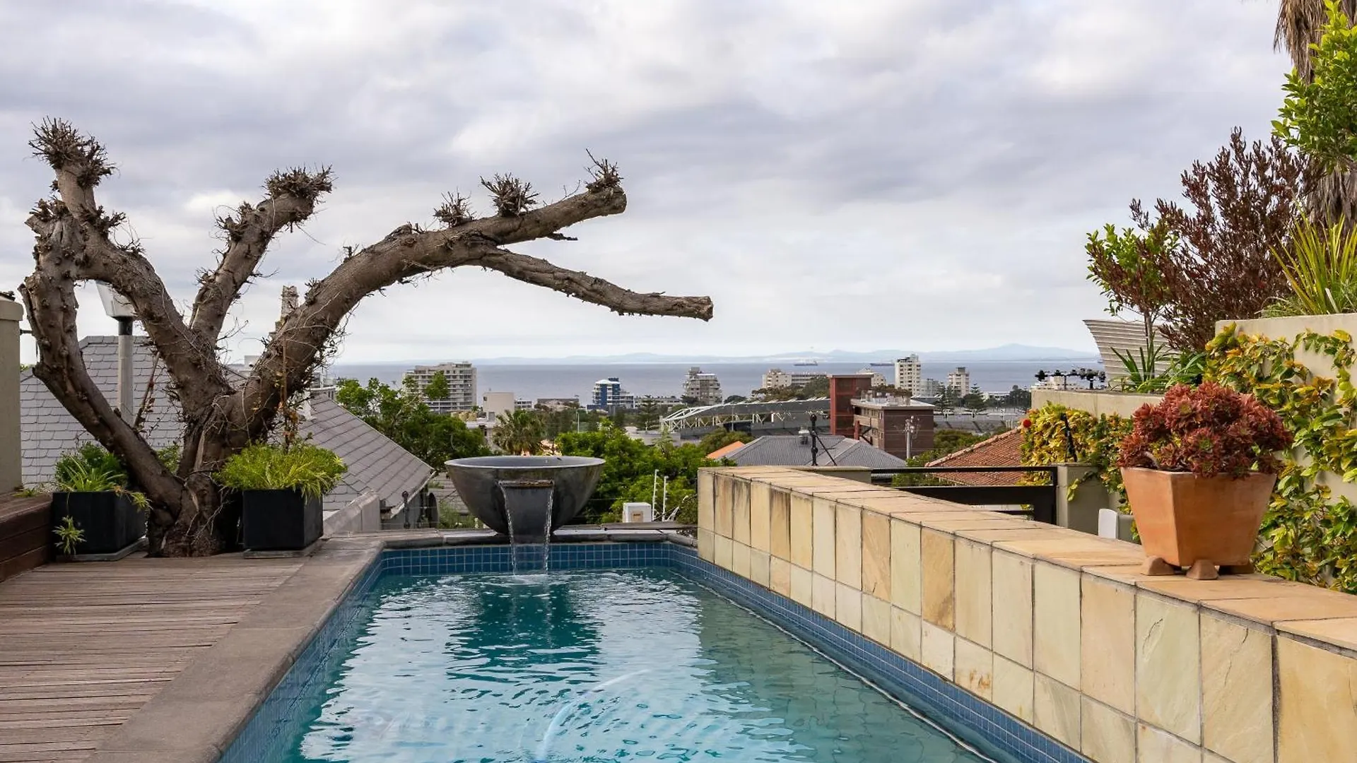 Gorgeous 3Bedroom Green Point Home ケープタウン 0*,  南アフリカ