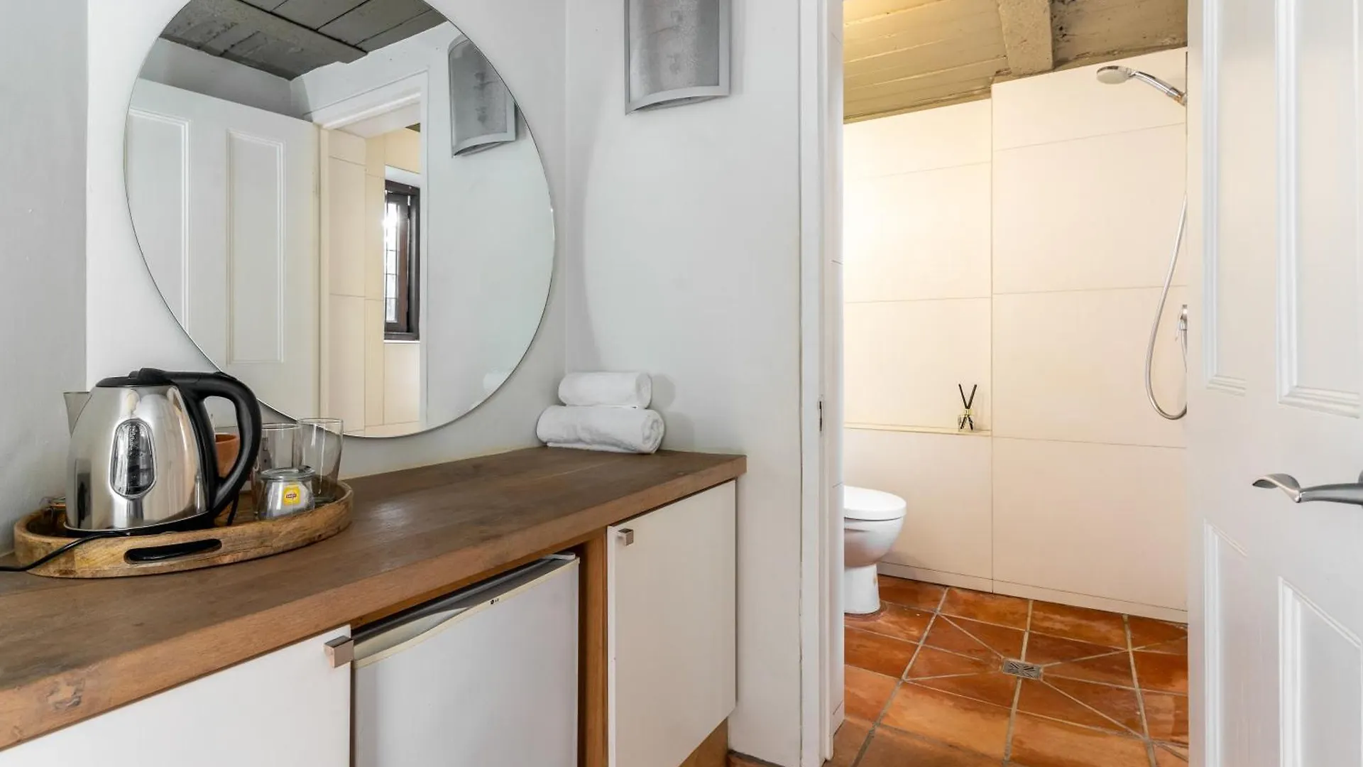 Gorgeous 3Bedroom Green Point Home Cape Town