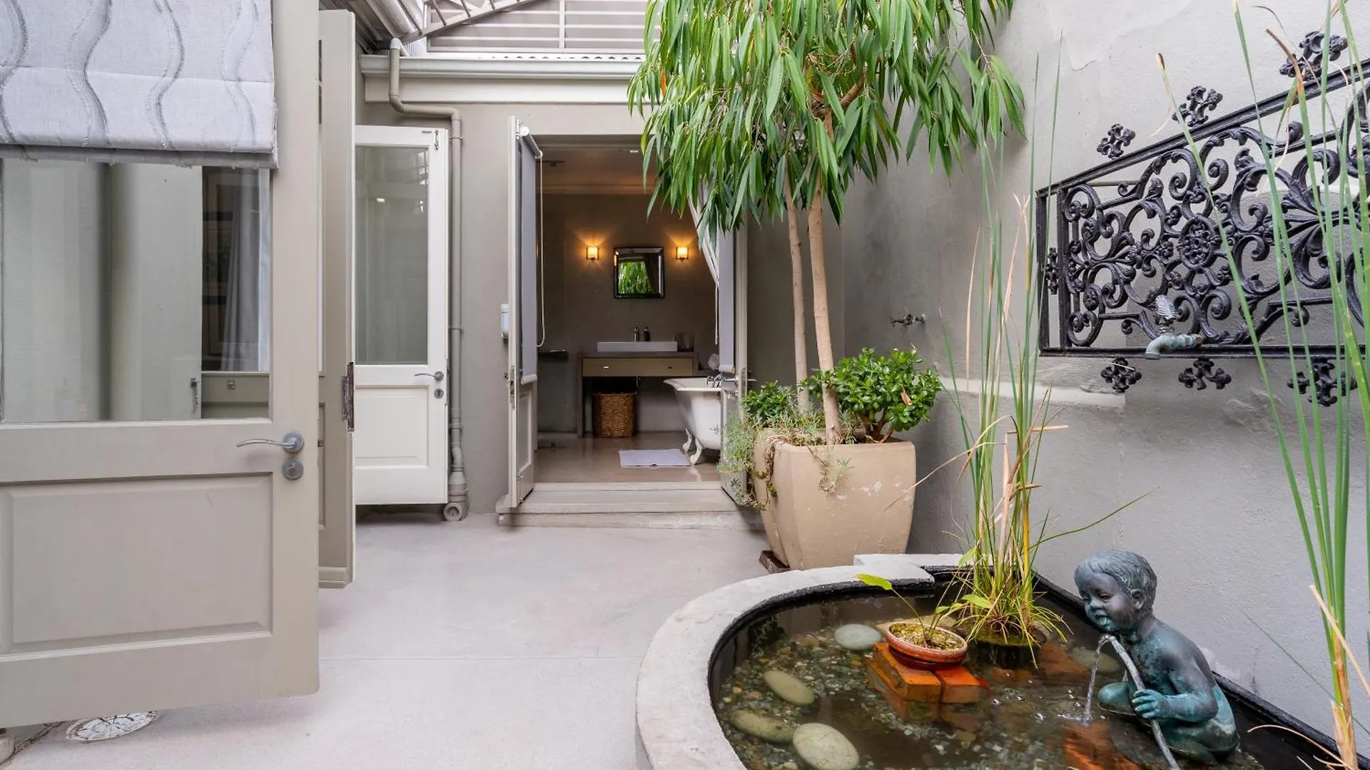 Gorgeous 3Bedroom Green Point Home Cape Town 0*,