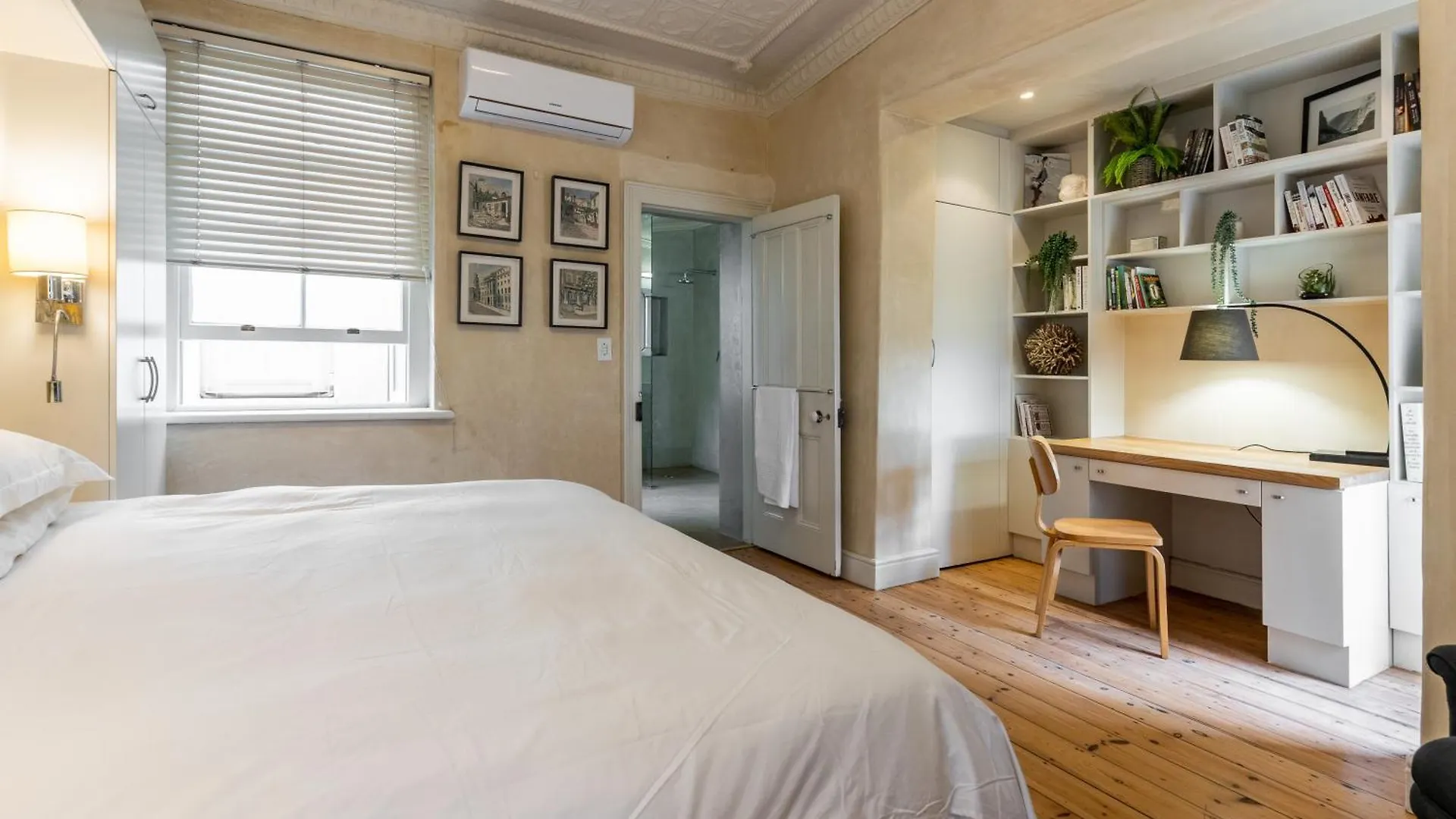 Gorgeous 3Bedroom Green Point Home Cape Town 0*,